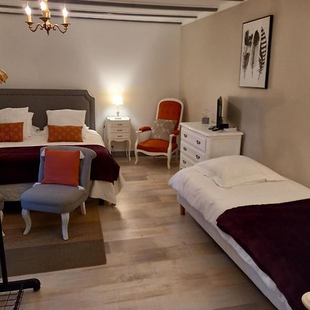 مبيت وإفطار Montmoreau Montismaurelli الغرفة الصورة