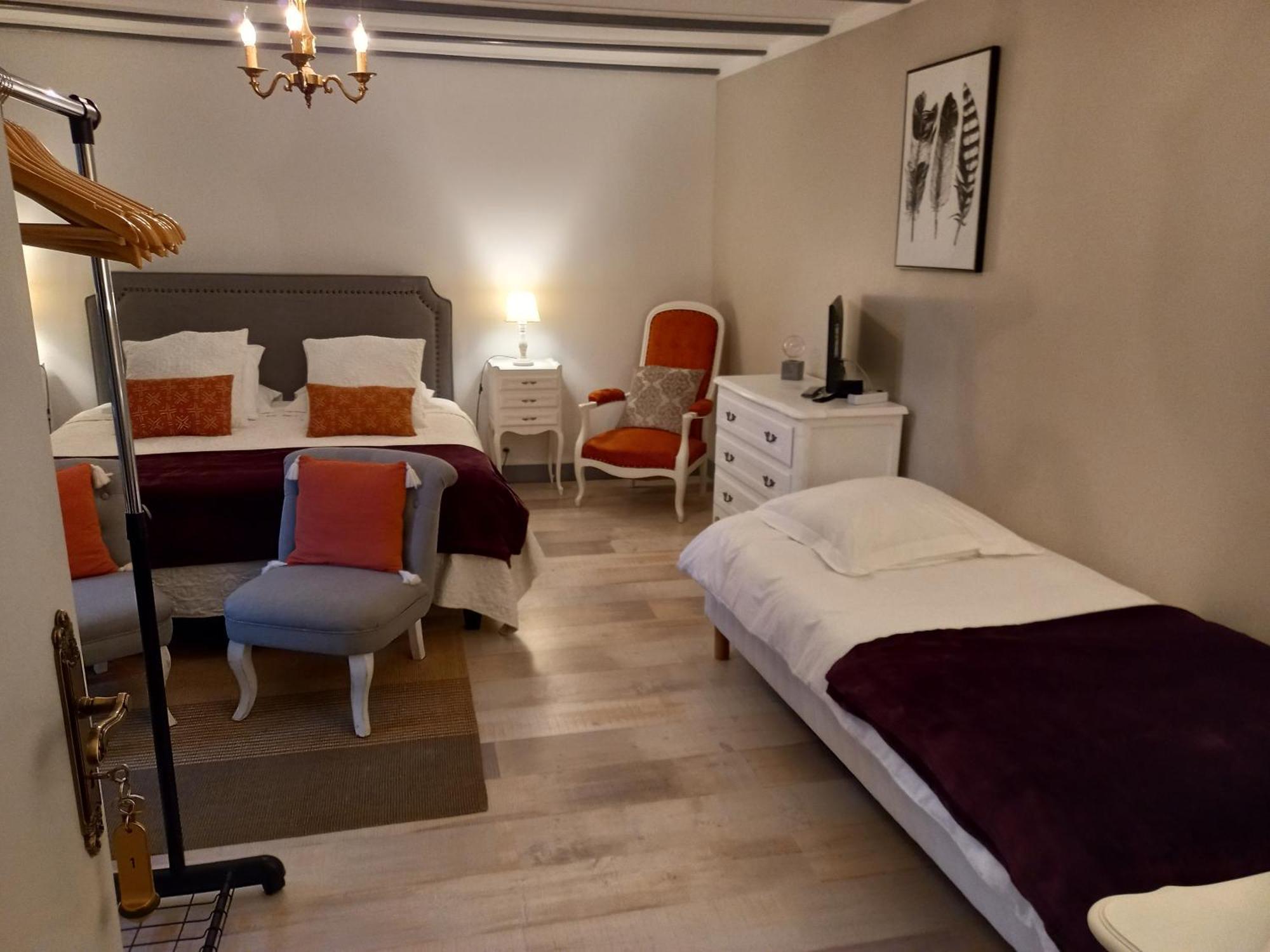مبيت وإفطار Montmoreau Montismaurelli الغرفة الصورة